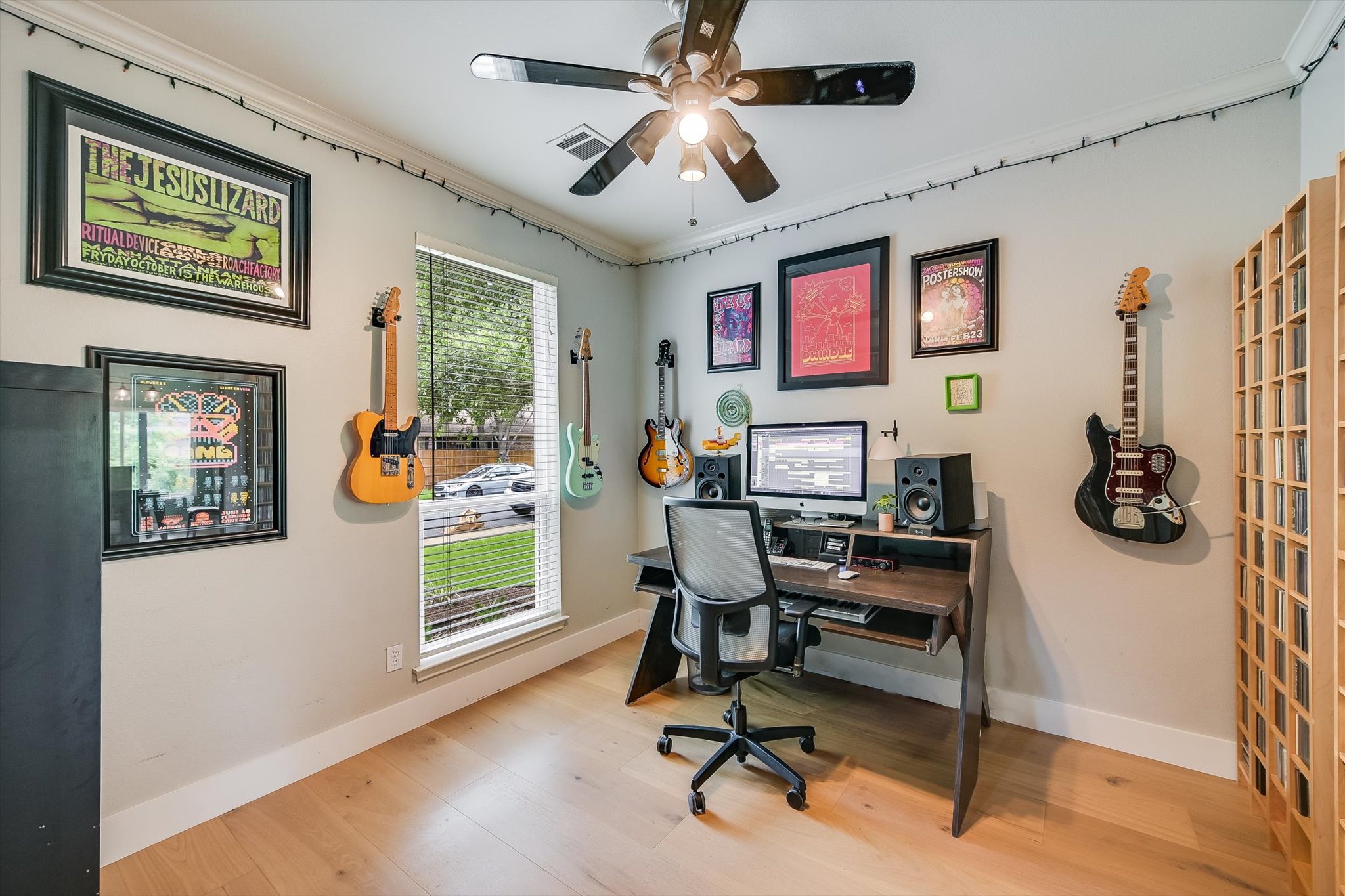 6456 Ruxton Lane Austin, TX 78749 - Photo 6 of 30 Hardwood floors and a bright window elevate this dedicated home office space.