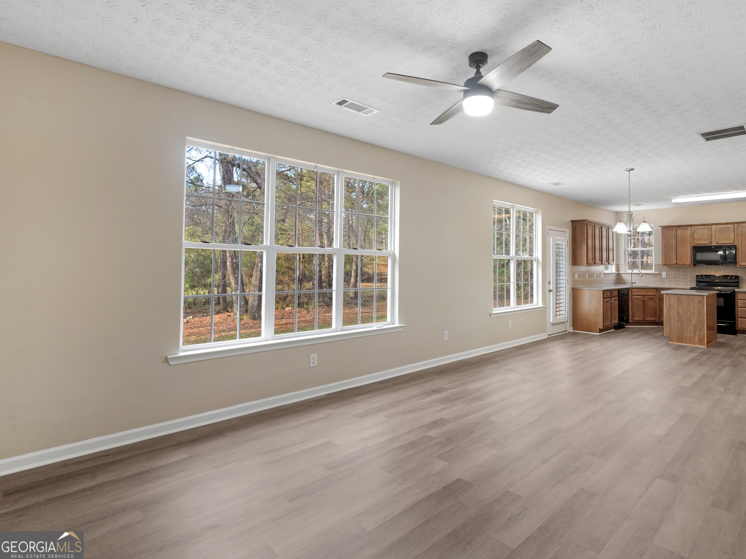 965 Navaho Trail Monroe, GA 30655 - Photo 14 of 59