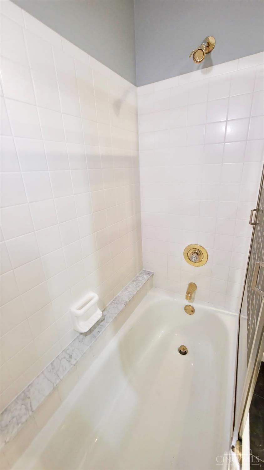 1287 Ebenezer Road, Unit 56 Cincinnati, OH 45233 - Photo 19 of 29