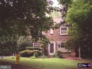 122 Kingston Road Cheltenham, PA 19012 - Photo 1 of 1