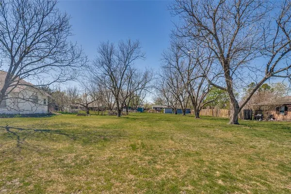 $79,900 | 1107 North Houston Street, Royse City, TX 75189