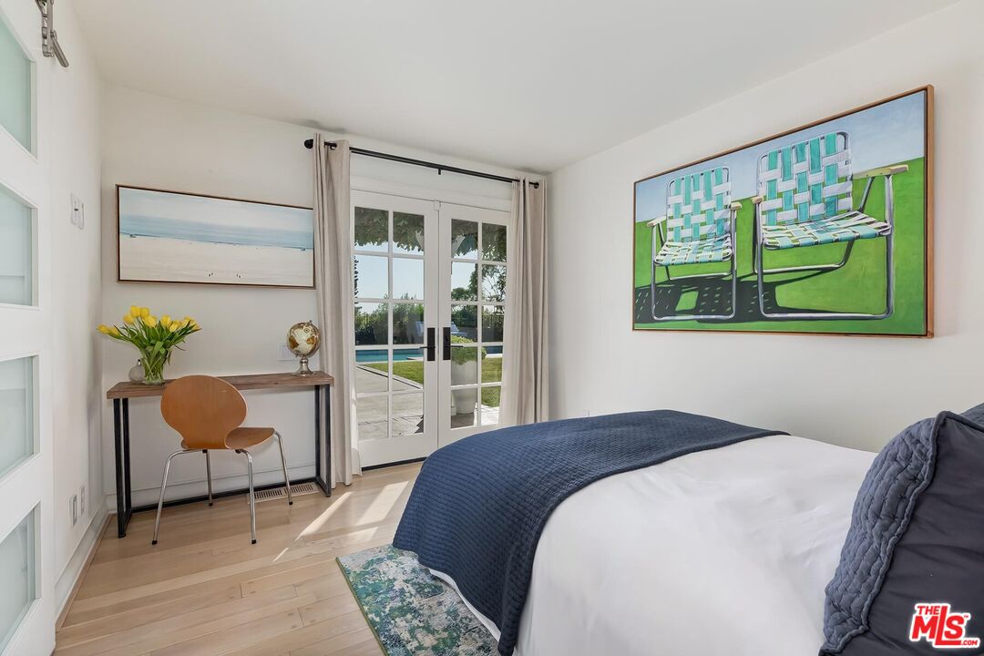 1075 Wallace Ridge Beverly Hills, CA 90210 - Photo 29 of 46