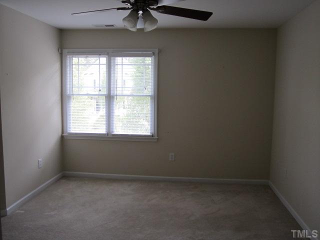 1040 Scotts Ridge Trail Apex, NC 27502 - Photo 6 of 8 Gallery Image 6