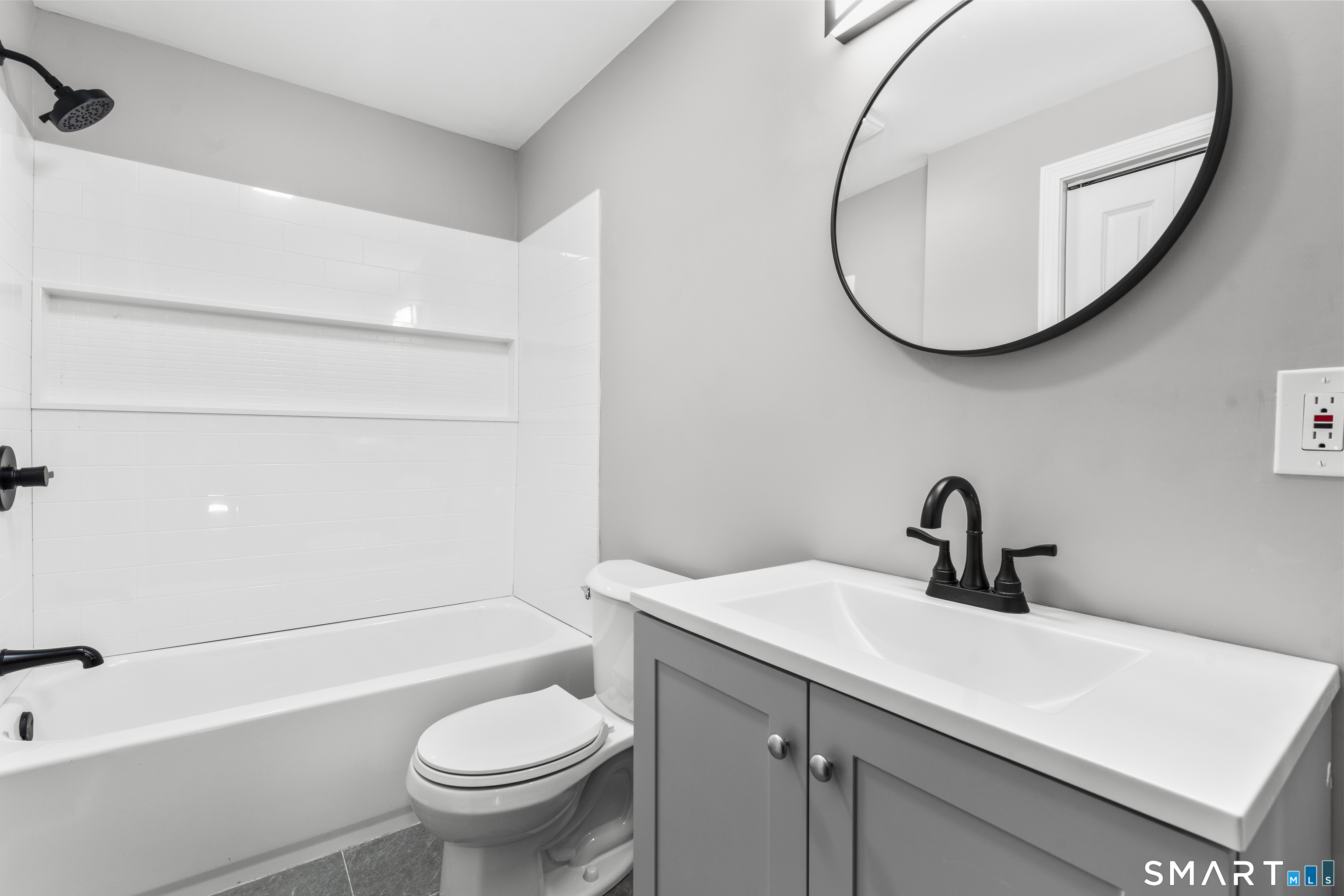 373 Collinsville Road Farmington, CT 06085 - Photo 18 of 29