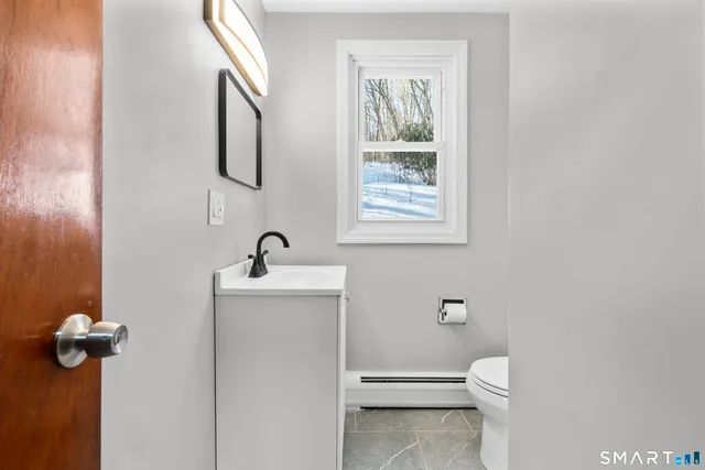 $334,900 | 373 Collinsville Road, Farmington, CT 06085