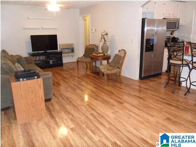 2084 Mayfield Road Warrior, AL 35180 - Photo 10 of 31