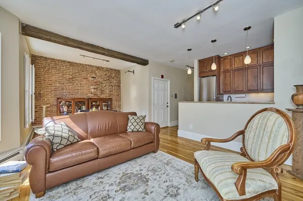$3,875 | 89 Waltham Street, Unit 4, Boston, MA 02118