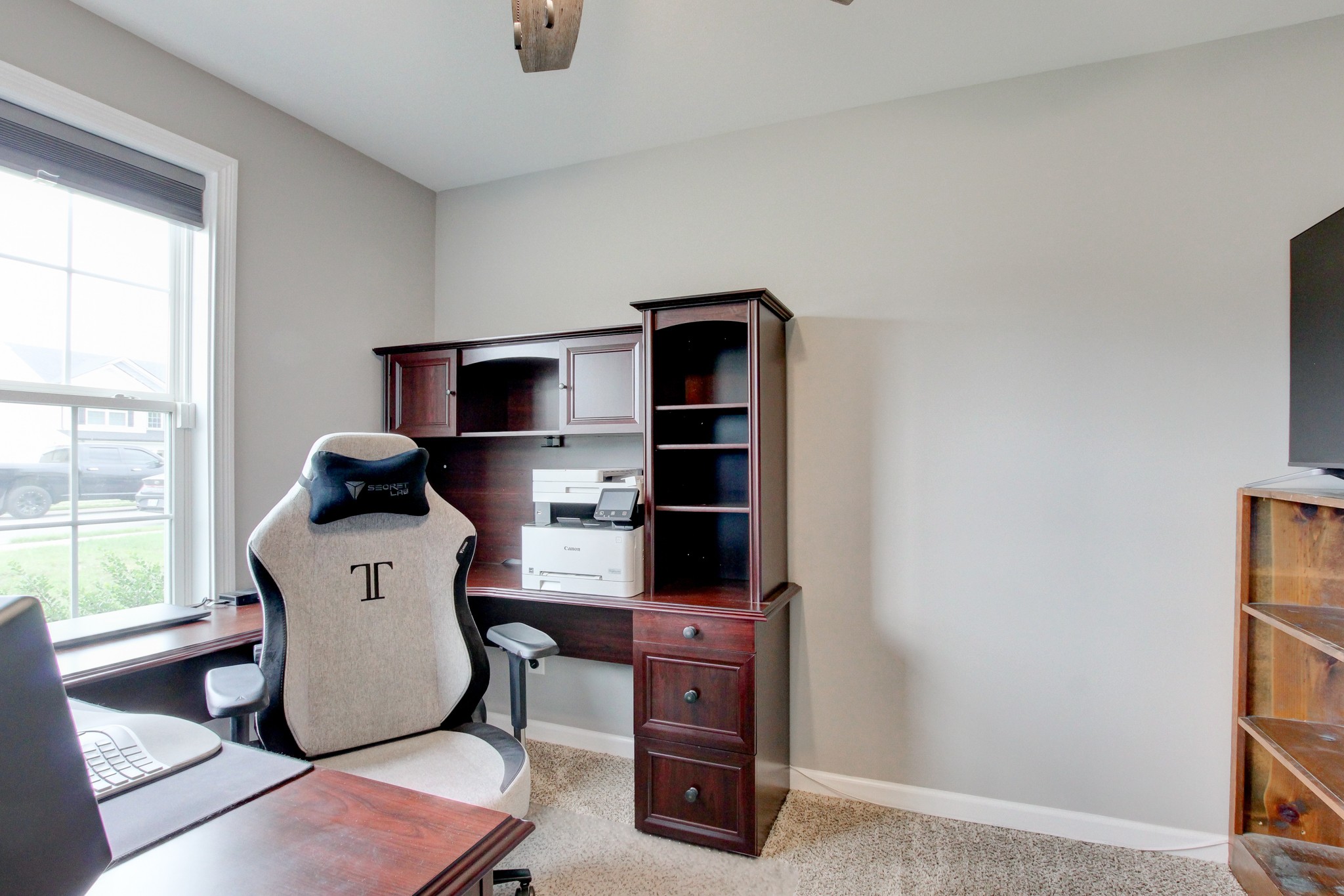 825 Rushing Drive Clarksville, TN 37042 - Photo 10 of 70 a room with a chair and a window