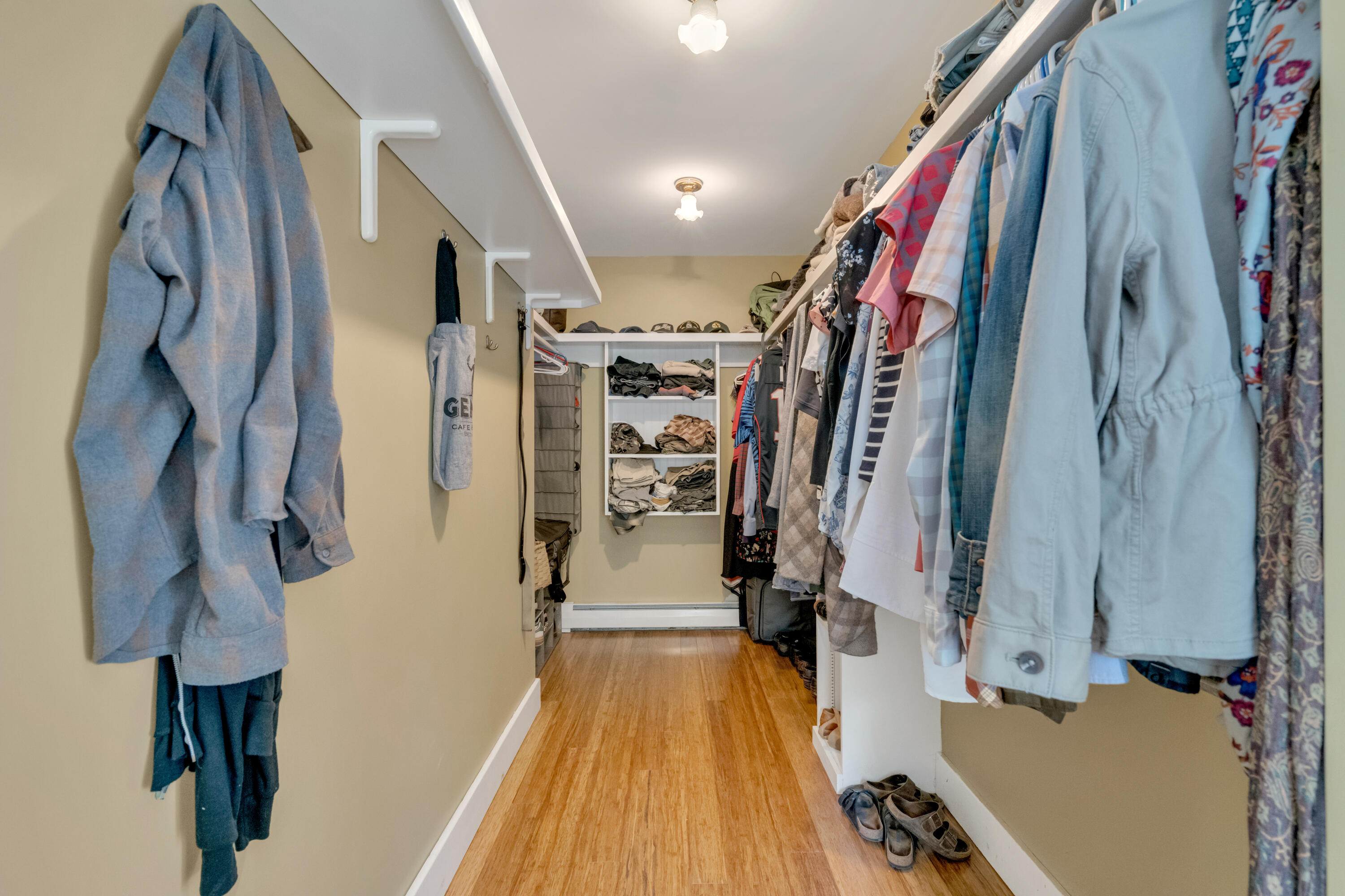 207 North Auburn Road Auburn, ME 04210 - Photo 28 of 95 large walk in closet