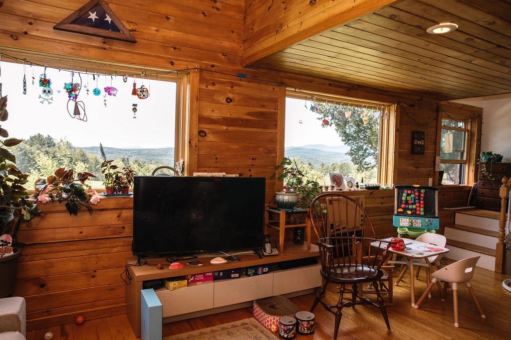 2213 Max Gray Road Calais, VT 05667 - Photo 32 of 48