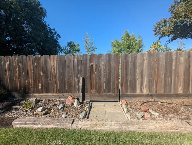 $315,000 | 521 Glenwood Lane, Willows, CA 95988