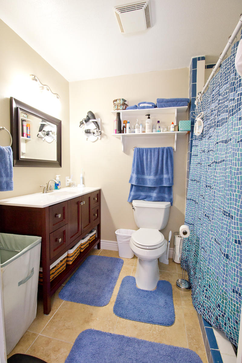 1026 West Camino Real Boca Raton, FL 33486 - Photo 11 of 32 11 In Law Bathroom Downstairs