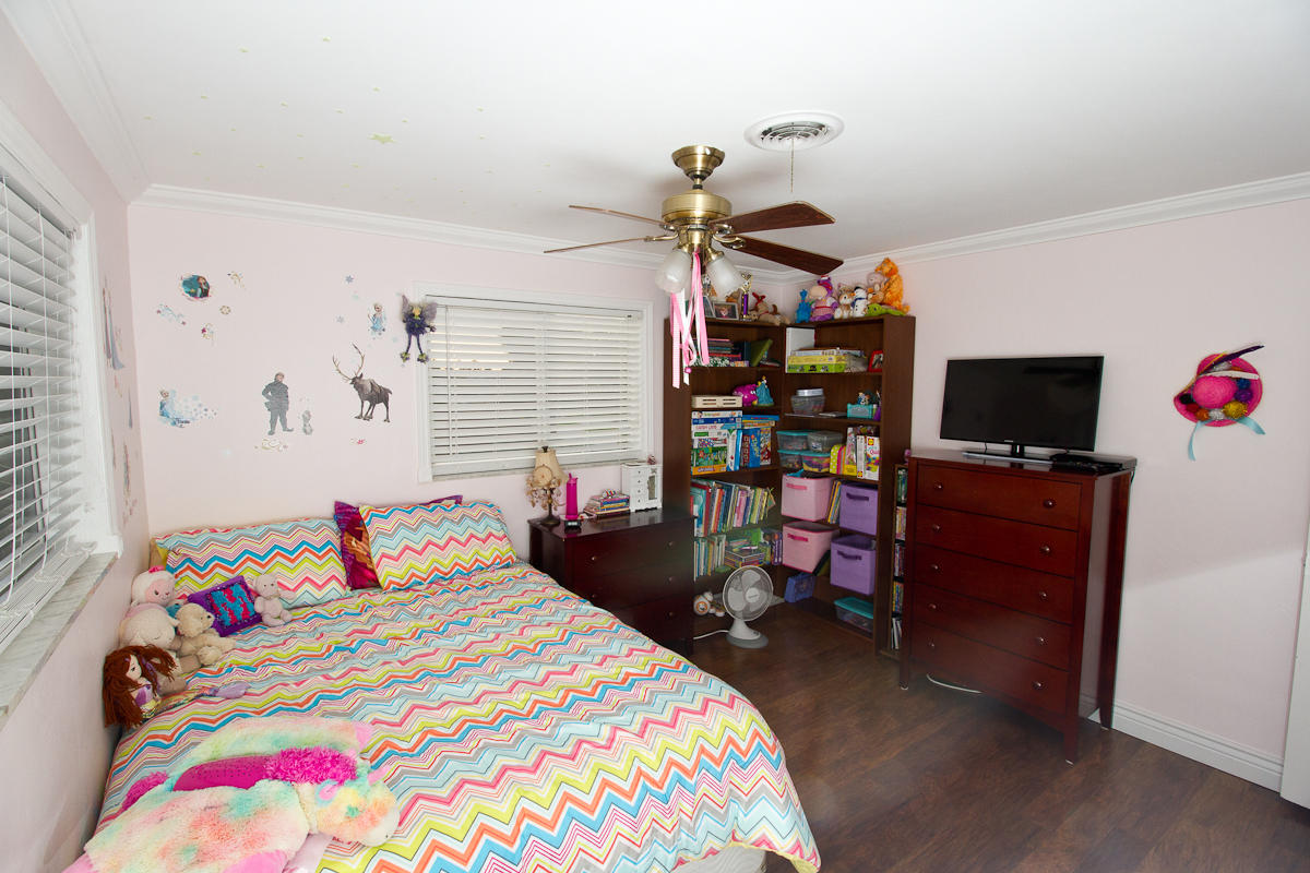 1026 West Camino Real Boca Raton, FL 33486 - Photo 16 of 32 16 Second Bedroom Upstairs