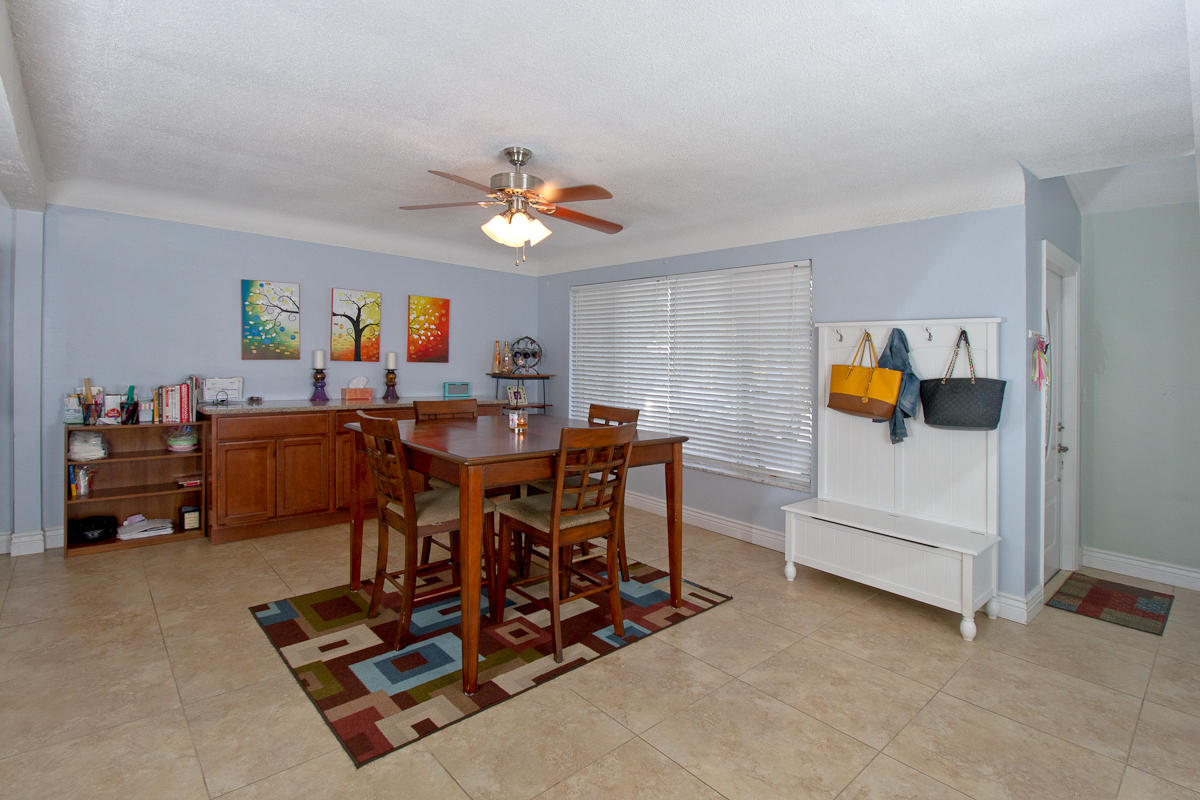 1026 West Camino Real Boca Raton, FL 33486 - Photo 4 of 32 04 Dining and Entry