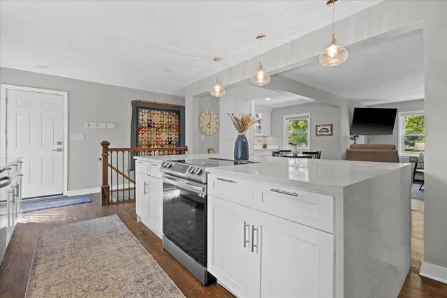 $599,900 | 15935 Hill Court, Brookfield, WI 53005