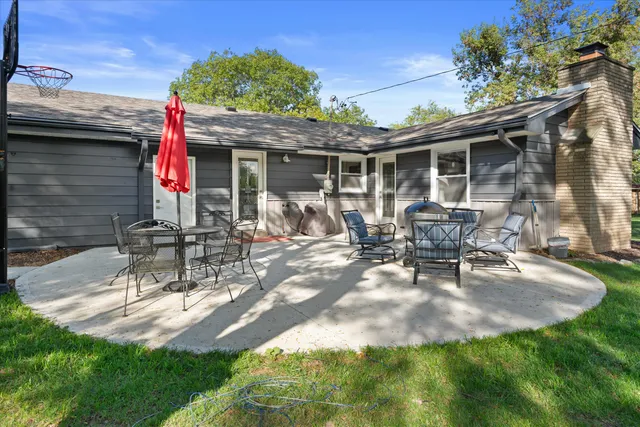 $599,900 | 15935 Hill Court, Brookfield, WI 53005