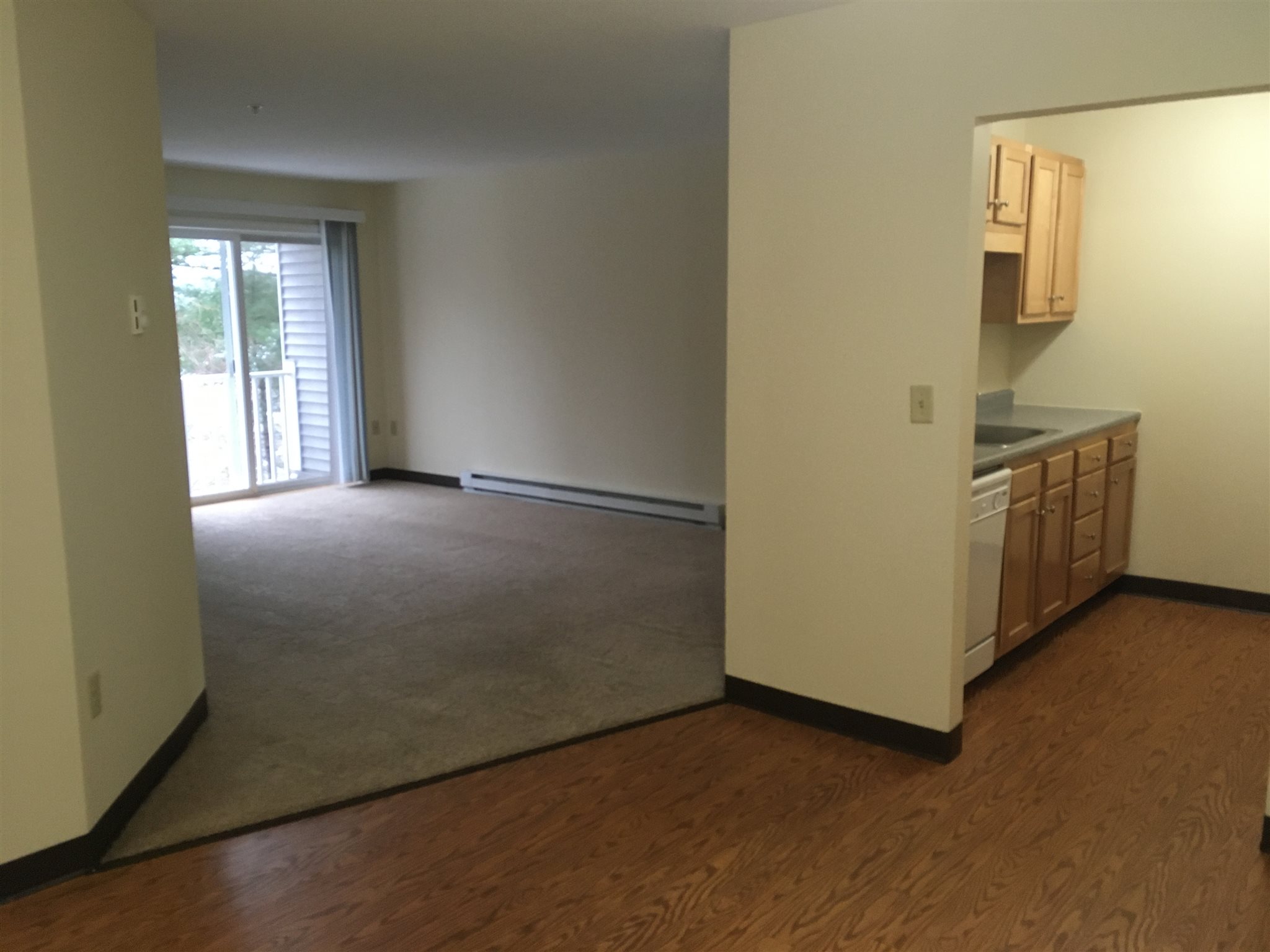 99 Eastern Avenue, Unit 301 Manchester, NH 03104 - Photo 16 of 40