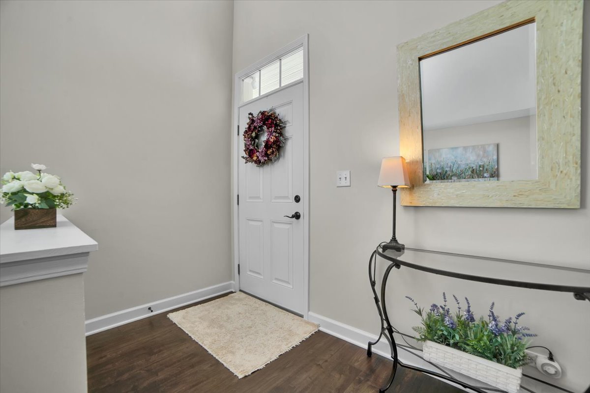 240 Grand Ridge Road St. Charles, IL 60175 - Photo 4 of 27