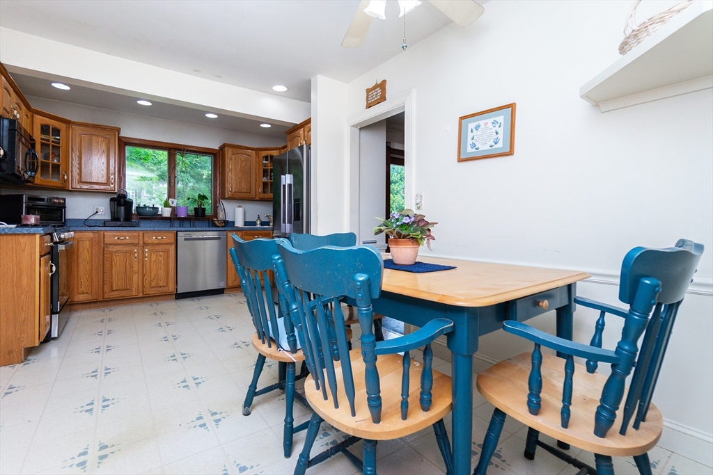 29 Lawrence Road Milton, MA 02186 - Photo 11 of 35