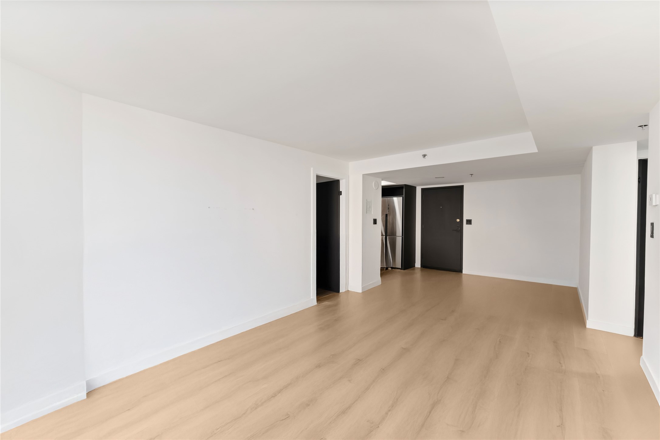 3525 Sage Road, Unit 1213 Houston, TX 77056 - Photo 6 of 16 Another view from Living area
