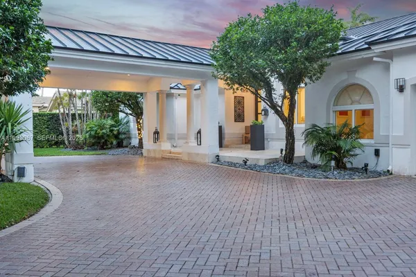 $1,935,000 | Kendall, Miami, FL 33176