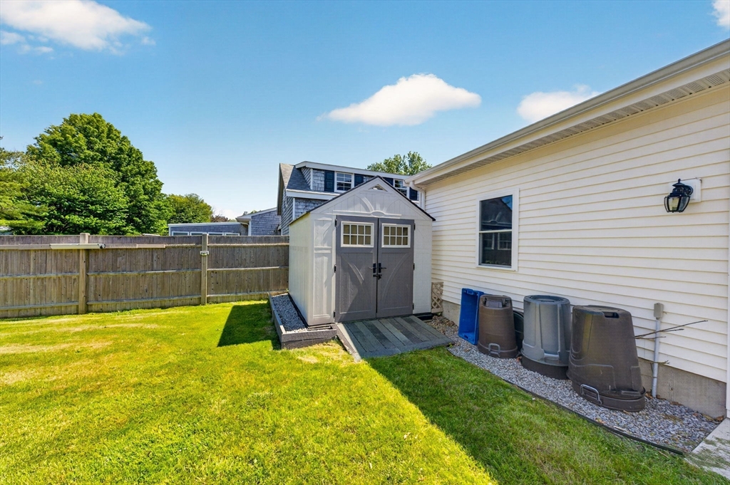 131 Spring Street Fairhaven, MA 02719 - Photo 33 of 41