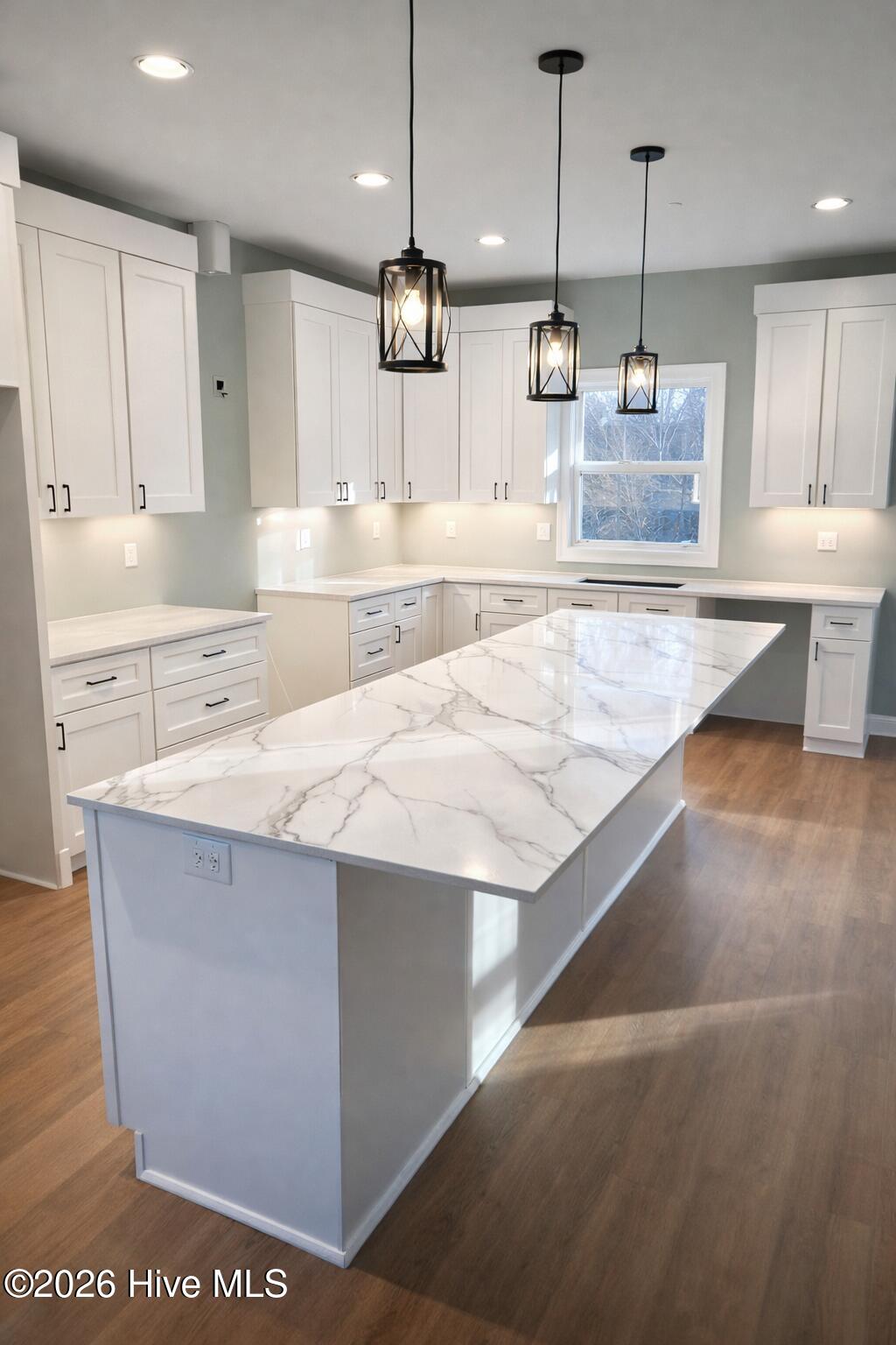880 High Street Aberdeen, NC 28315 - Photo 3 of 24 Gorgeous Kitchen!