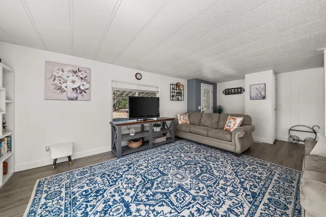 $320,000 | 41210 North Malachi Lane, Elk, WA 99009