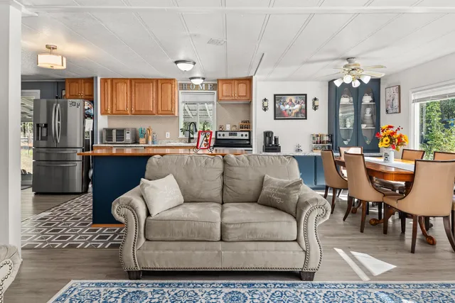 $320,000 | 41210 North Malachi Lane, Elk, WA 99009