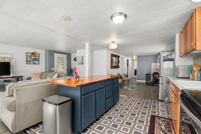 $320,000 | 41210 North Malachi Lane, Elk, WA 99009