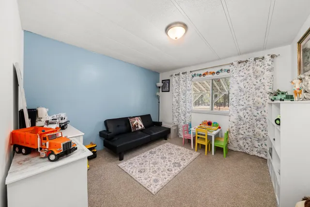 $320,000 | 41210 North Malachi Lane, Elk, WA 99009