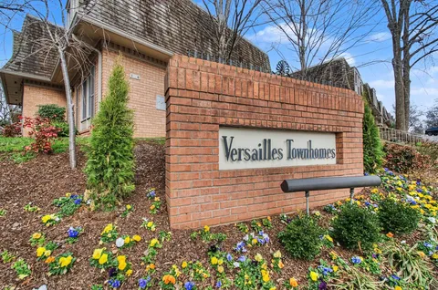 $389,000 | 3000 Hillsboro Pike, Unit 86, Nashville, TN 37215