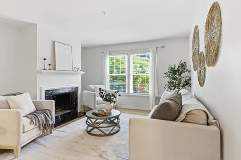 $389,000 | 3000 Hillsboro Pike, Unit 86, Nashville, TN 37215