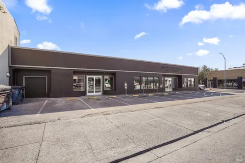 $1,899,000 | 902-906 Lincoln Avenue, San Rafael, CA 94901