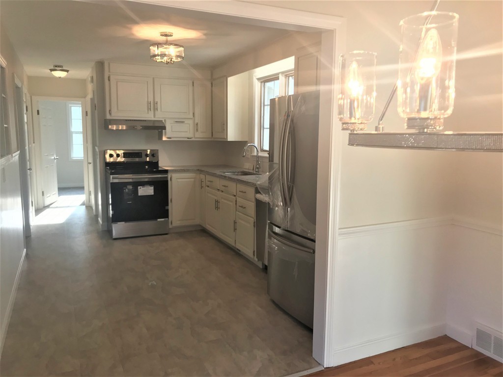 46 Washington Road Northborough, MA 01532 - Photo 6 of 29 Gallery Image 6