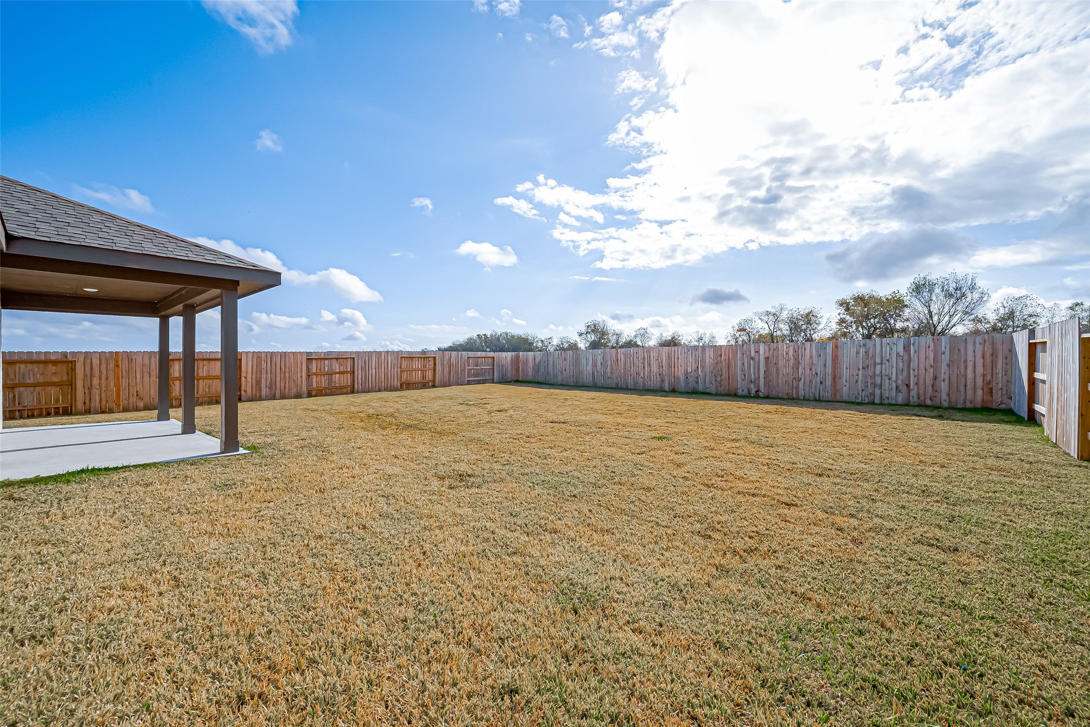 532 Comal Trail Dayton, TX 77535 - Photo 25 of 26 a view of a backyard