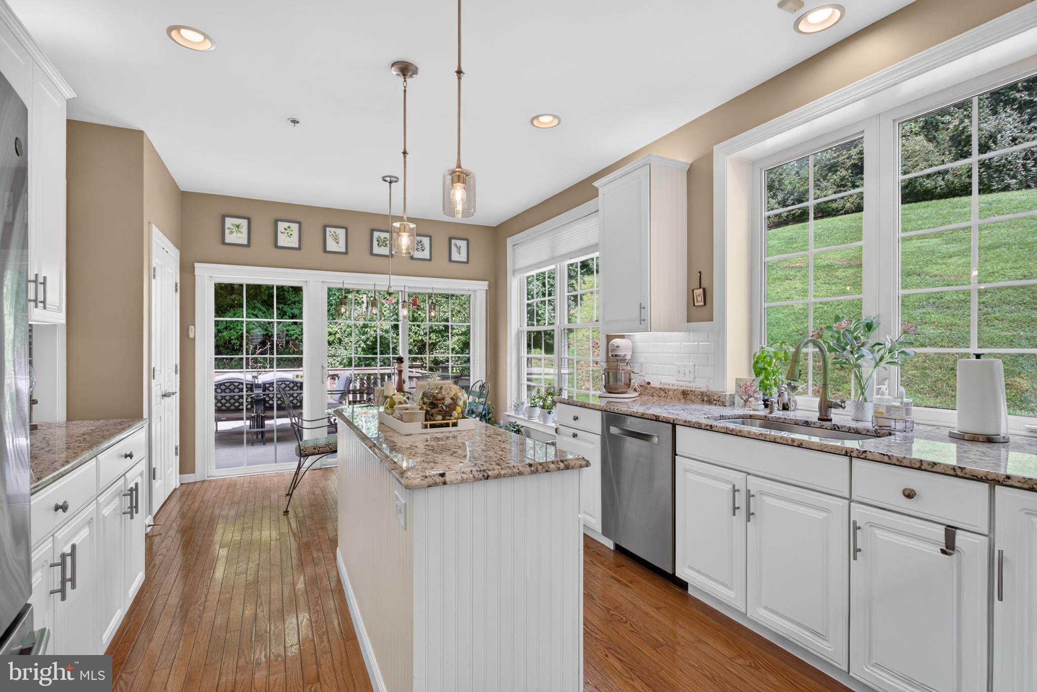 423 Merlin Road Newtown Square, PA 19073 - Photo 11 of 52 Kitchen