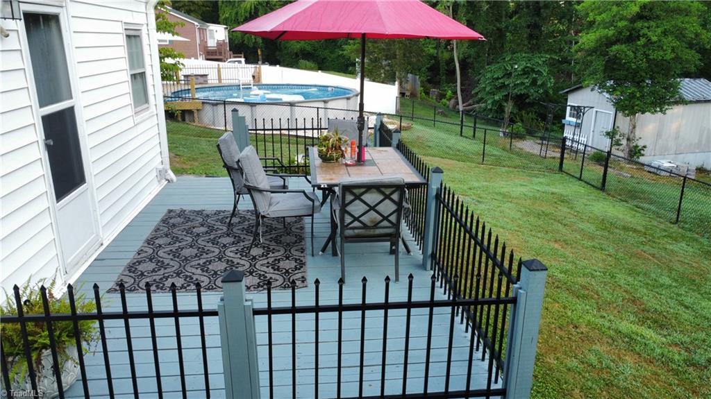 376 Mt View Drive Mount Airy, NC 27030 - Photo 20 of 27