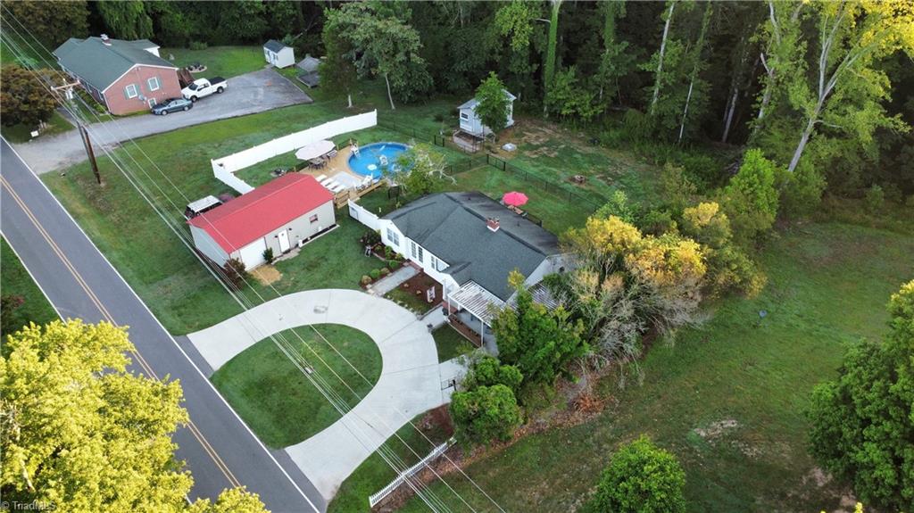 376 Mt View Drive Mount Airy, NC 27030 - Photo 2 of 27