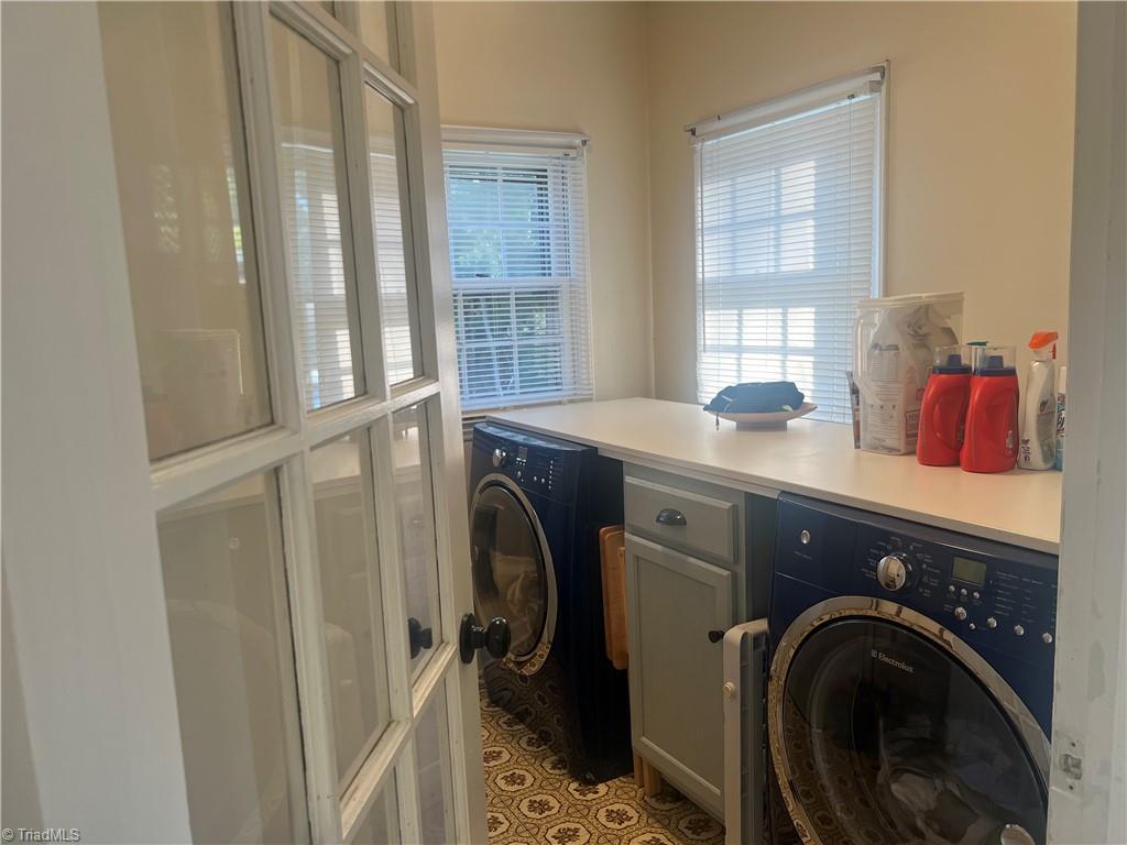 376 Mt View Drive Mount Airy, NC 27030 - Photo 7 of 27