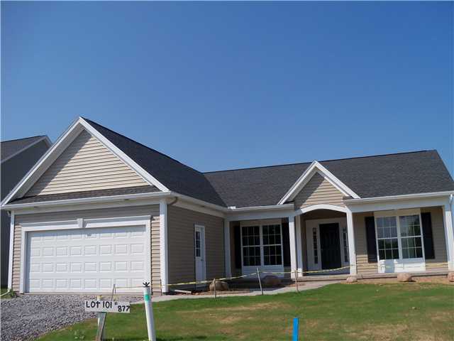 877 Flynn Road Greece, NY 14612 - Photo 1 of 1 Exterior Front