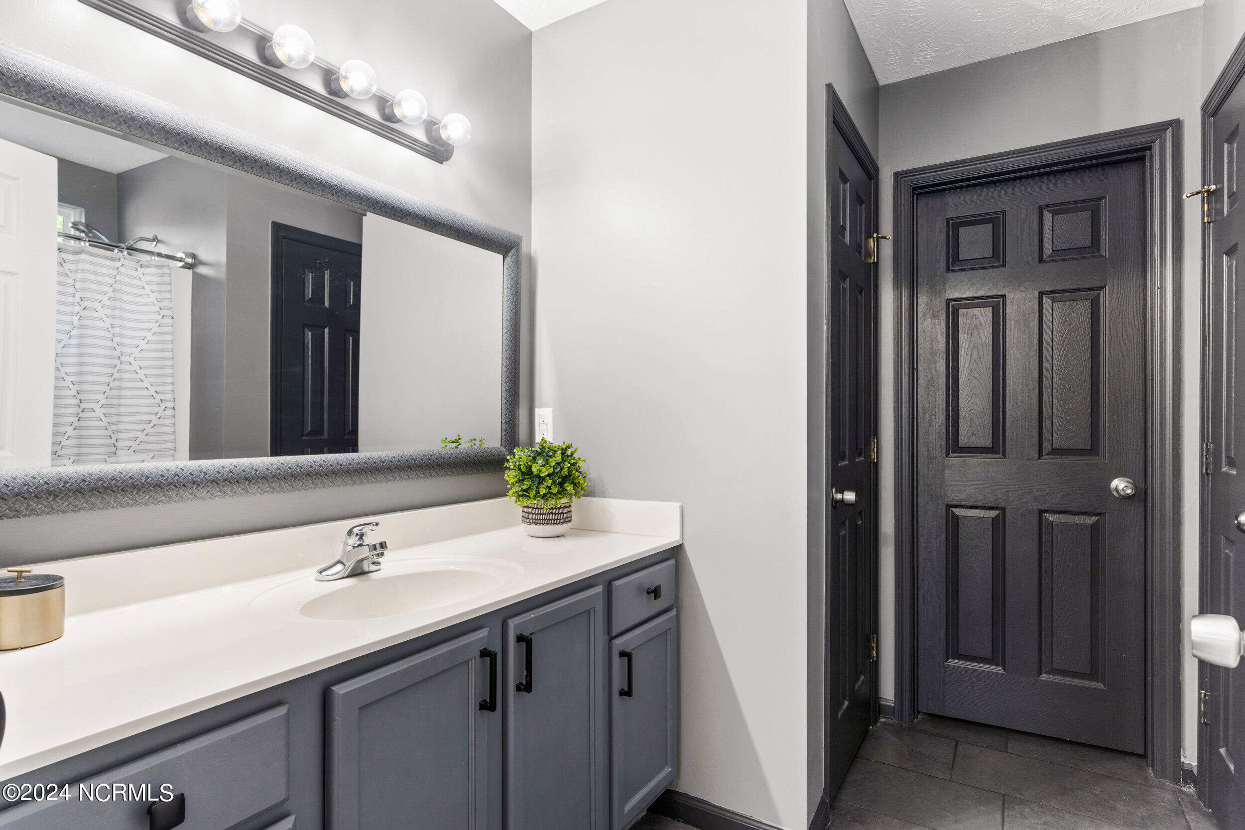 1386 Ramsey Road Jacksonville, NC 28546 - Photo 20 of 44 020_IDwT