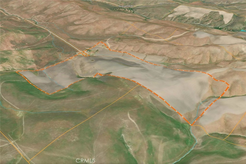 3780 So Gillis Cyn Road Shandon, CA 93461 - Photo 19 of 21 a picture of a bathroom