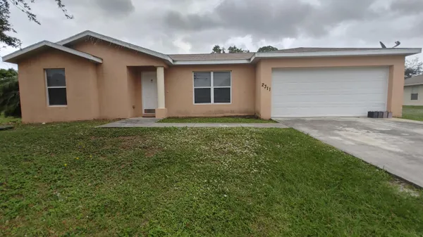 $2,400 | 2311 Southeast Charleston Drive, Port St. Lucie, FL 34952