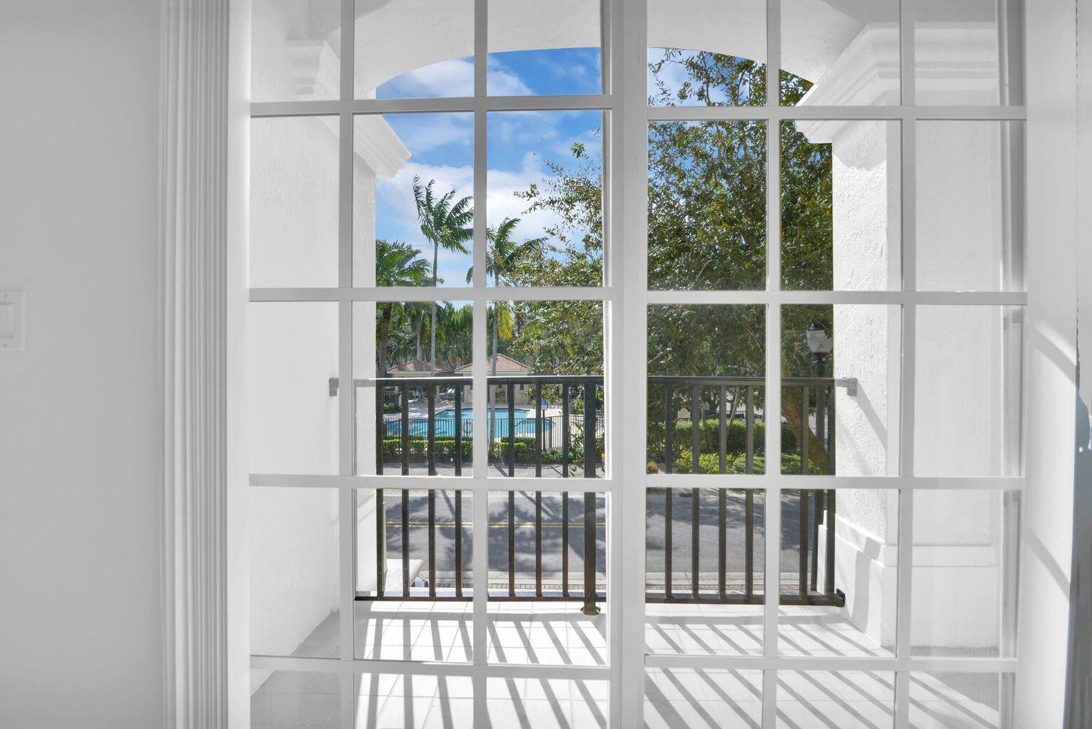 5785 Northeast Verde Circle Boca Raton, FL 33487 - Photo 21 of 36 20201123213649489012000000-o
