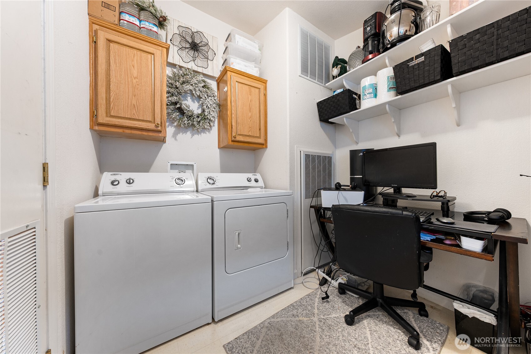 23825 15th Avenue Southeast, Unit 40 Bothell, WA 98021 - Photo 23 of 39 a view of a workspace with furniture and a window