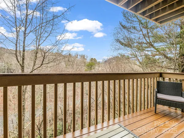 $475,000 | 155 Quail Cove Boulevard, Unit 1615, Lake Lure, NC 28746