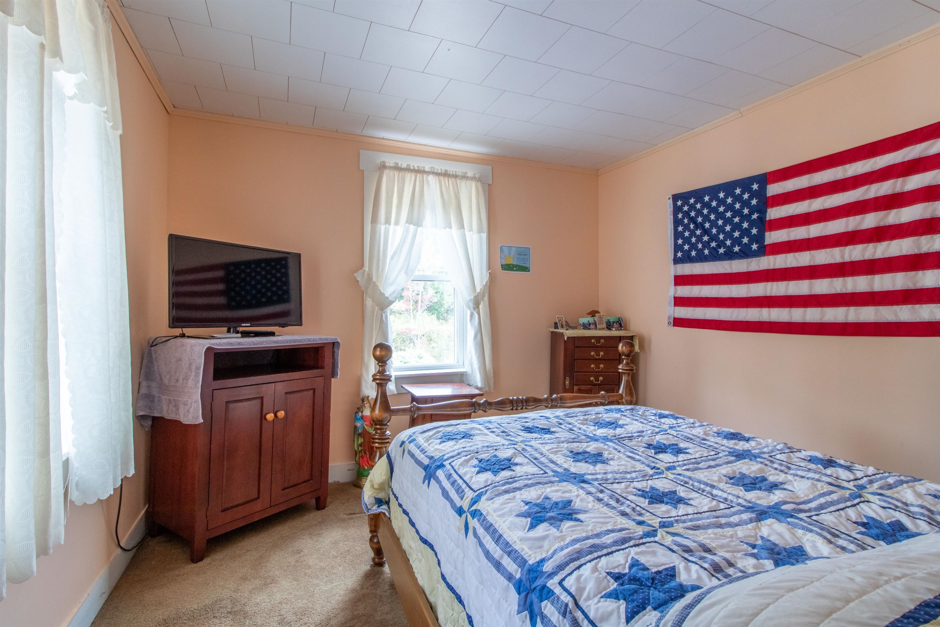 359 Railroad Street Brighton, VT 05846 - Photo 7 of 27