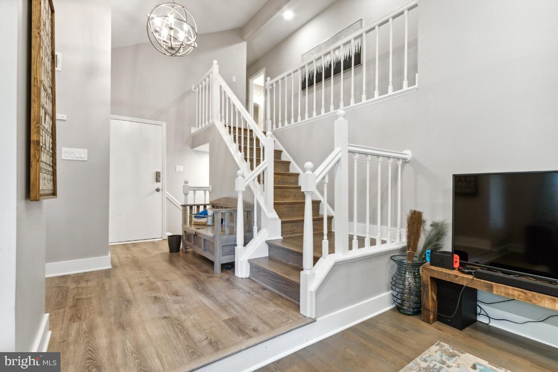 7607 Gralnick Place Springfield, VA 22153 - Photo 5 of 55 Gallery Image 5