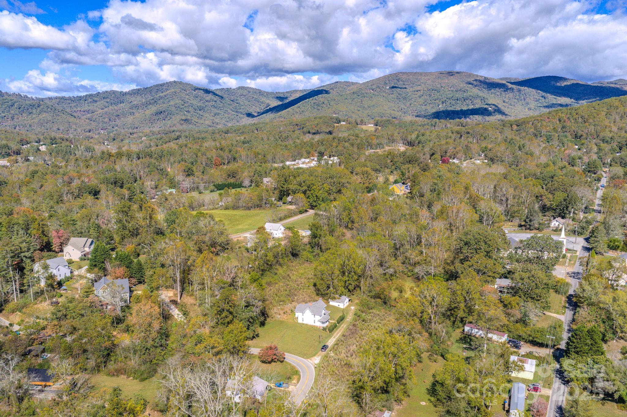 7 Noble Road Fairview, NC 28730 - Photo 11 of 44